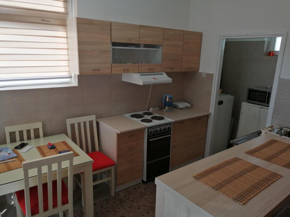 Apartman Dunja 弗拉涅 外观 照片
